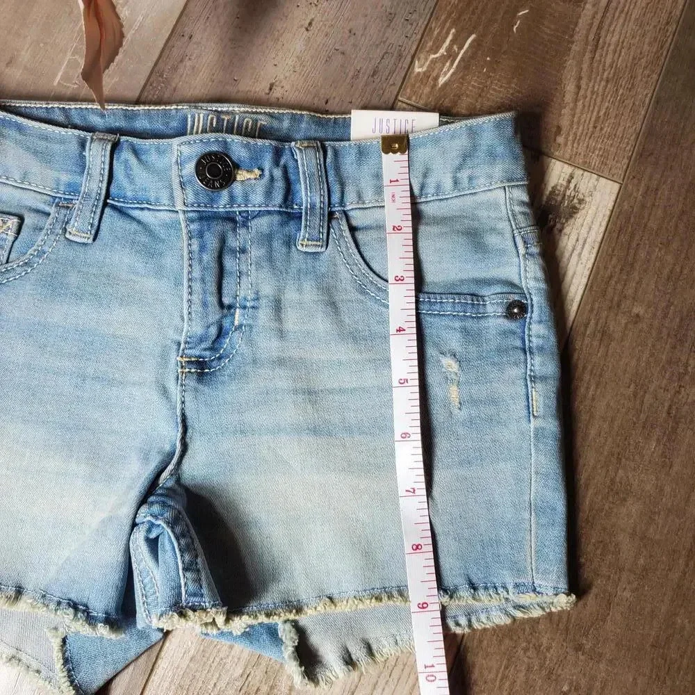 NWT Justice Girls Raw Hem Distressed Denim Shorts Size 10 Light Wash